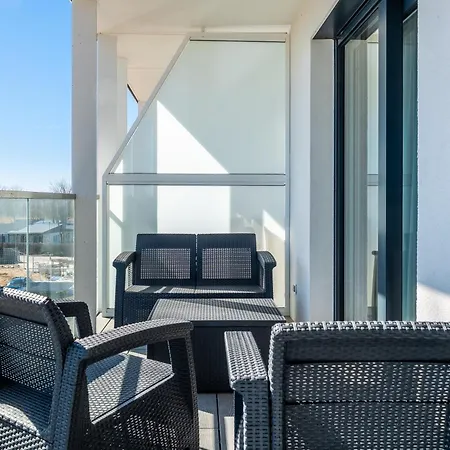 208 - By Perlowa Przystan Rent *